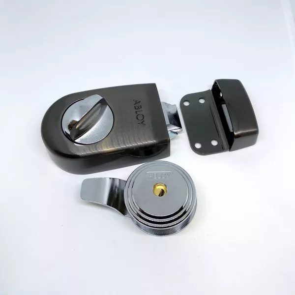 RI 010 C сторонность 3.4 RI211+RI410+5190C    / накладной замок с автоматическим запиранием   : купить в Москве